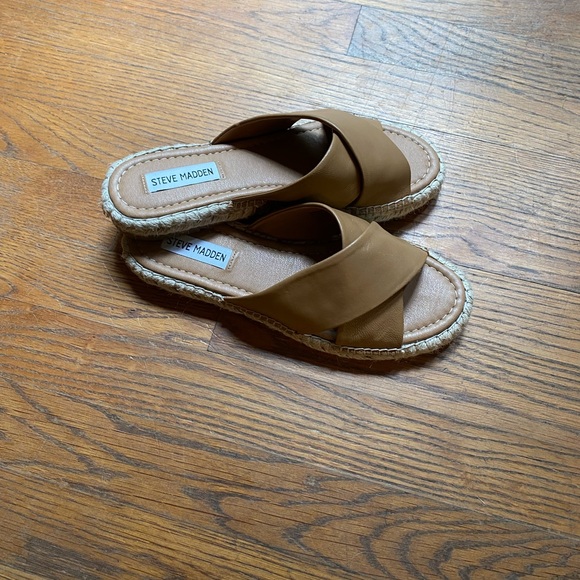 Steve Madden Brienna Sandals - Picture 4 of 5